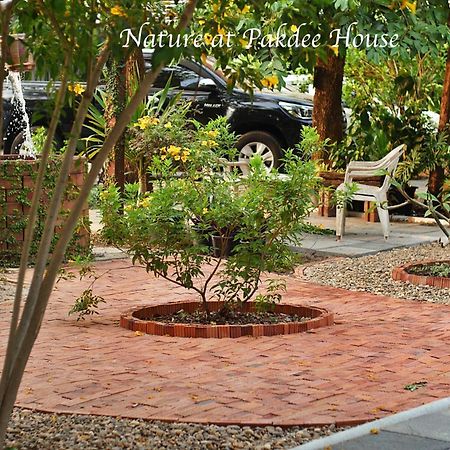 Hotel Pakdee House Udon Thani Exterior foto