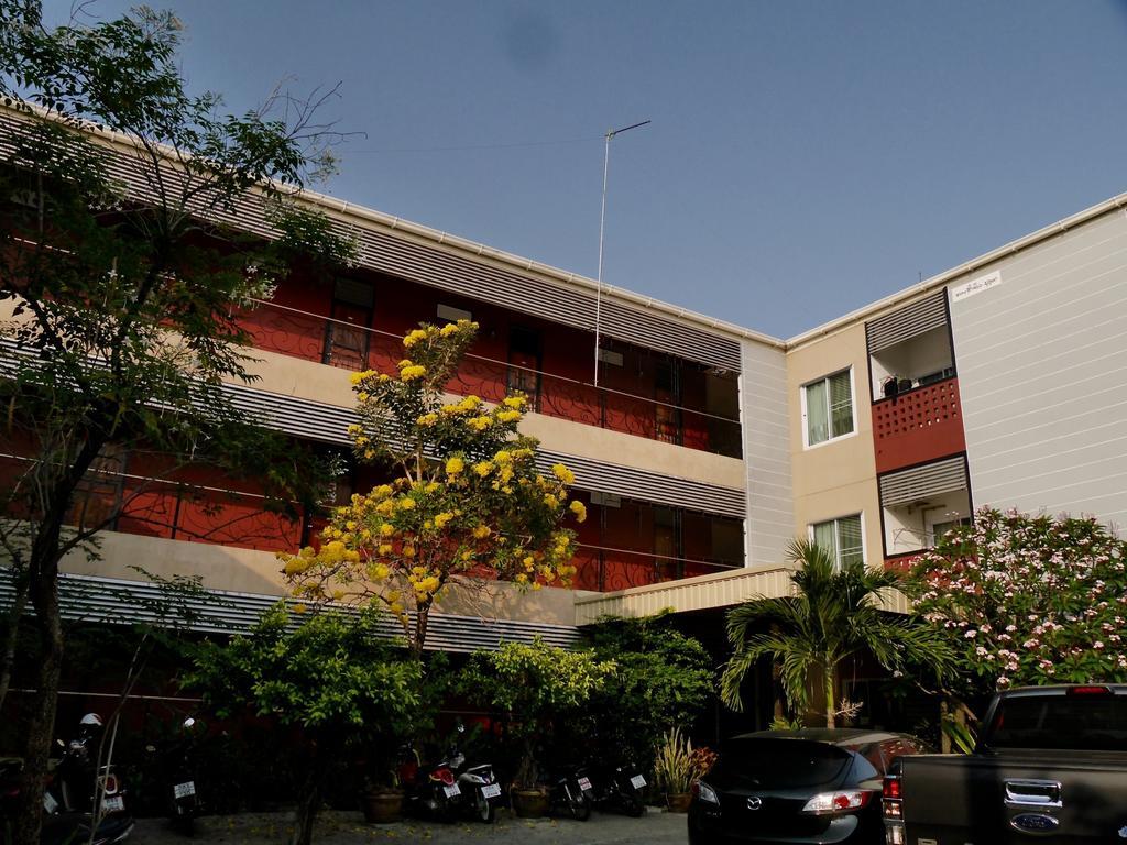 Hotel Pakdee House Udon Thani Exterior foto