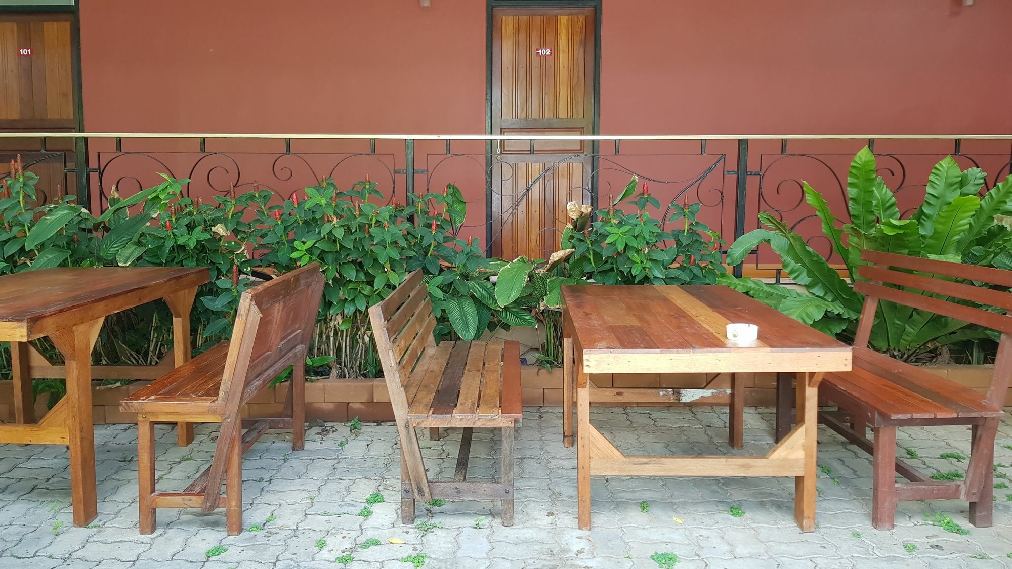 Hotel Pakdee House Udon Thani Exterior foto